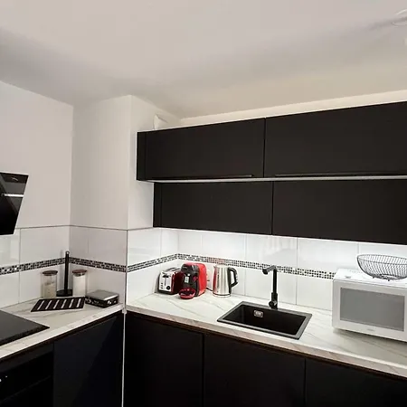 Beautiful With Terrace In Colmar