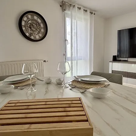 Beautiful With Terrace In Appartamento *