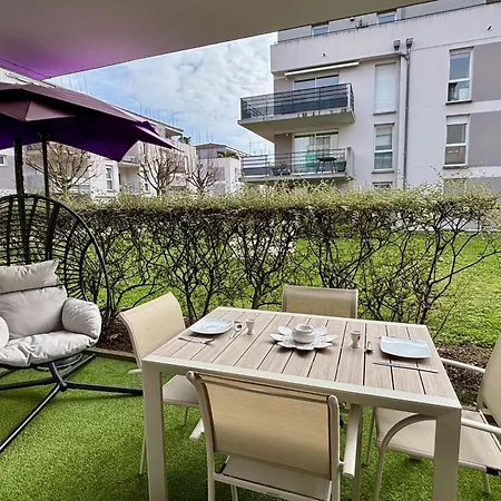 Appartamento Beautiful With Terrace In